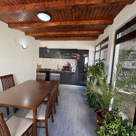 Accommodation Casa Luca Хорезу Екстер'єр фото
