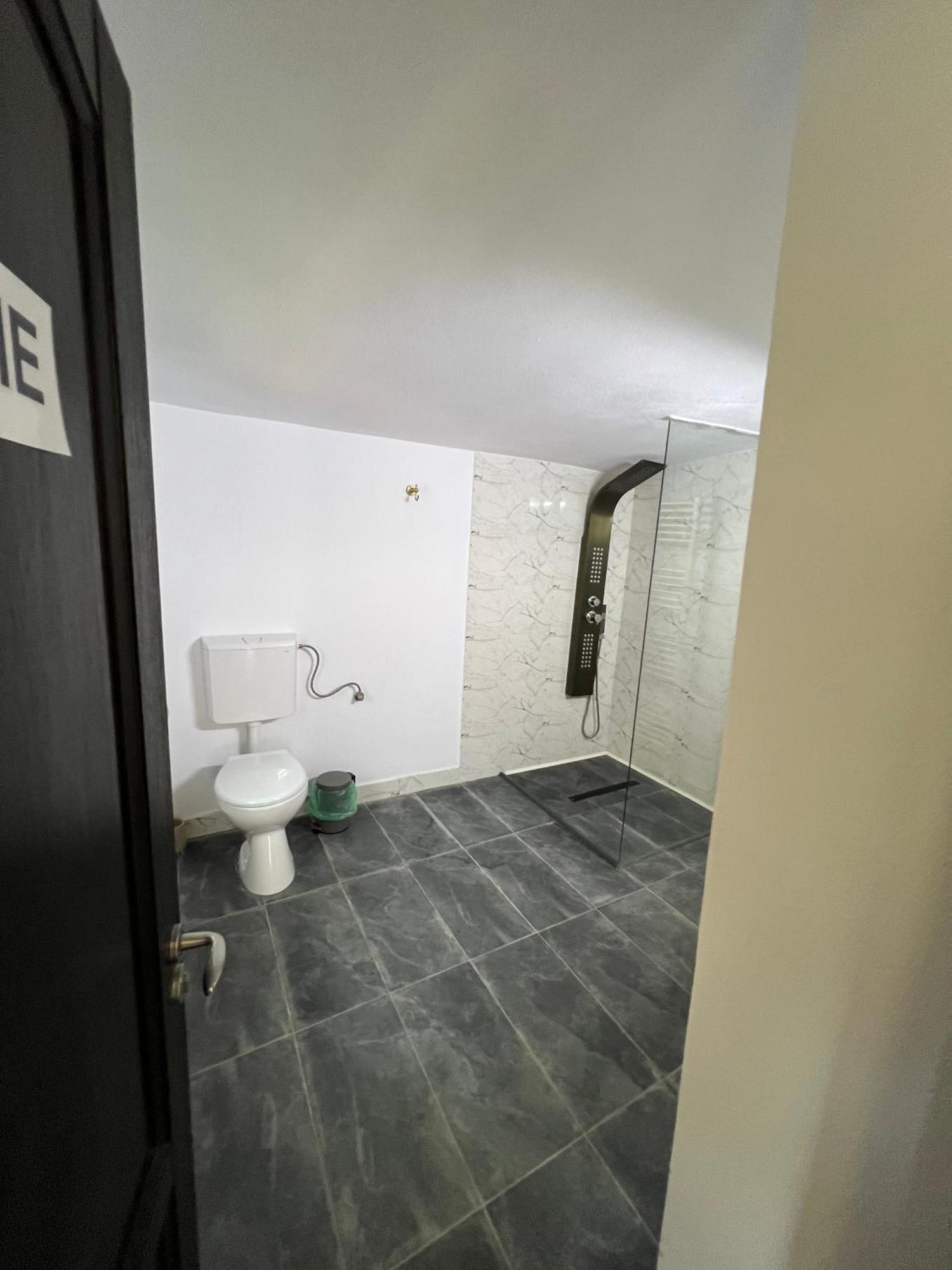 Accommodation Casa Luca Хорезу Екстер'єр фото